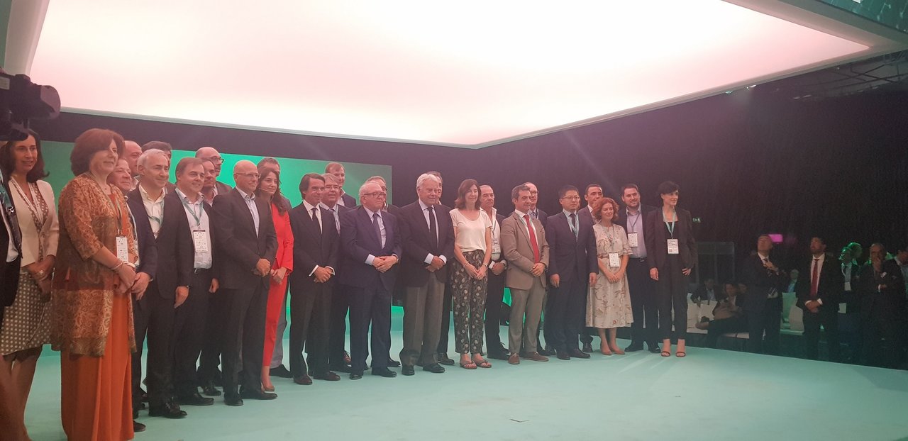 Felipe González y Aznar en el foro DigitalES Summit 2019