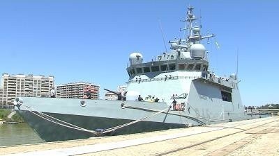 El buque 'Audaz' parte para recoger a los migrantes del Open Arms