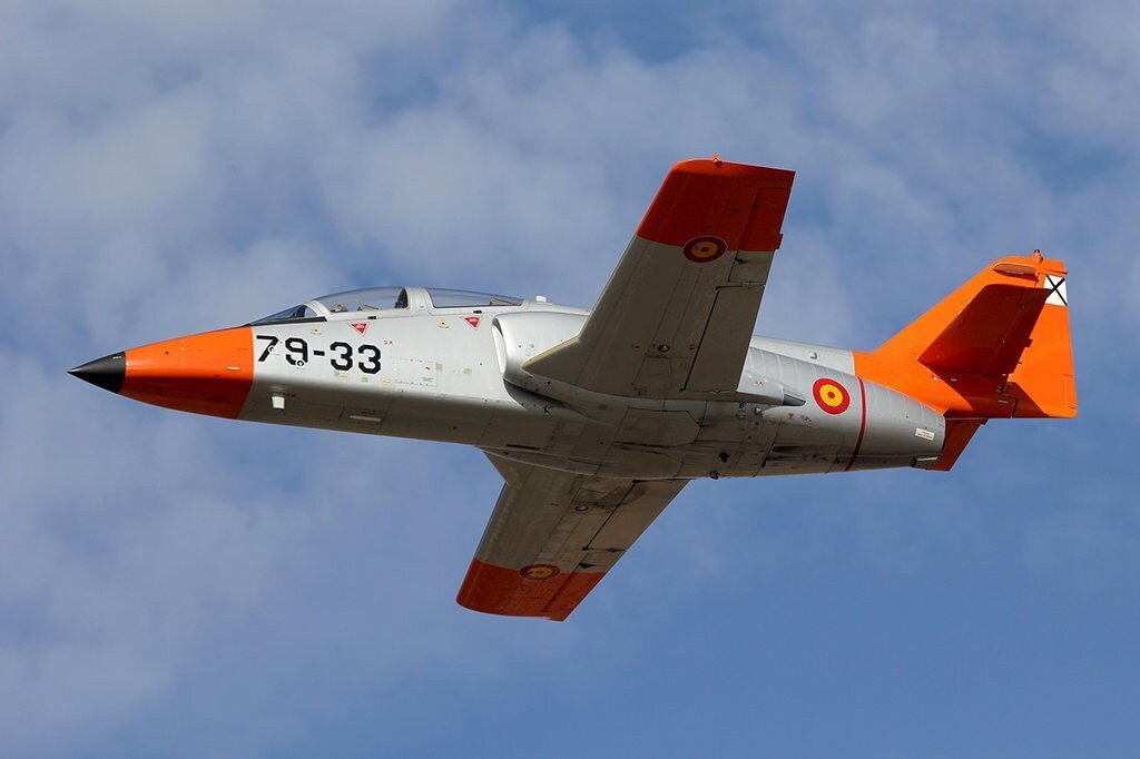 Formaci&oacute;n Mirlo releva a la Patrulla &Aacute;guila