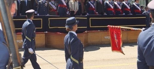 Un desfile de militares del Ejército del Aire.