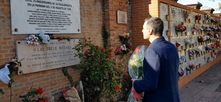 Homenaje de Pedro Sánchez a las &#39;Trece rosas&#39;; tras la exhumación de Franco.