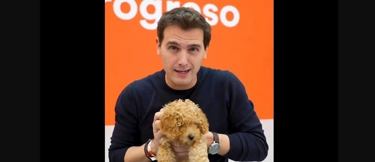 Albert Rivera, con el perro Lucas.