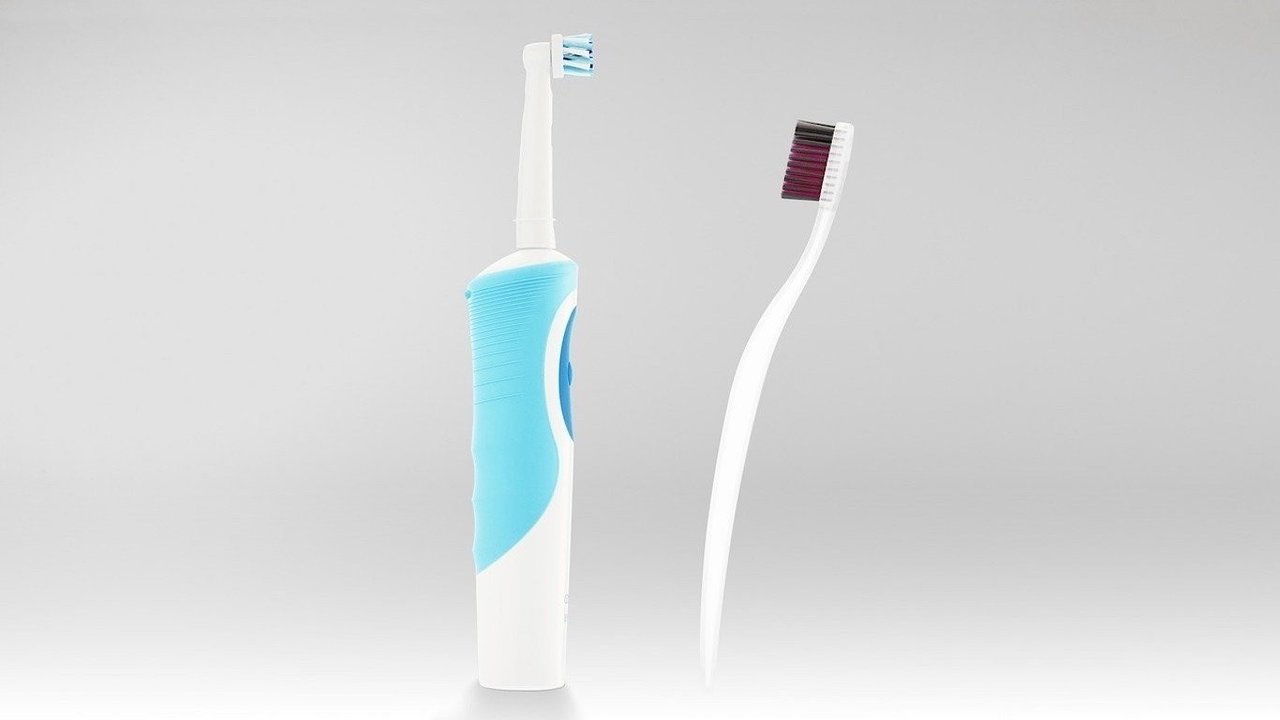 toothbrush-2127681_1280
