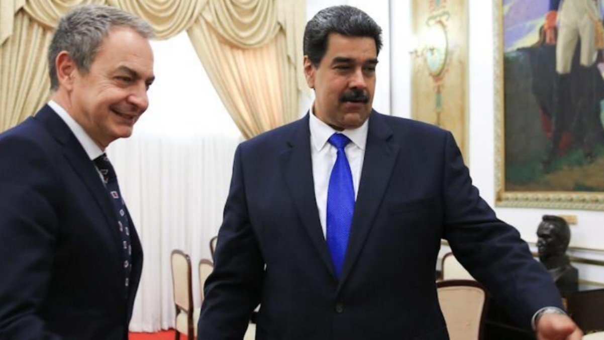 Zapatero y Maduro en Caracas en Febrero de 2020.