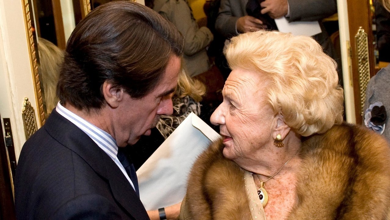 José María Aznar y su madre, Elvira López Panadero