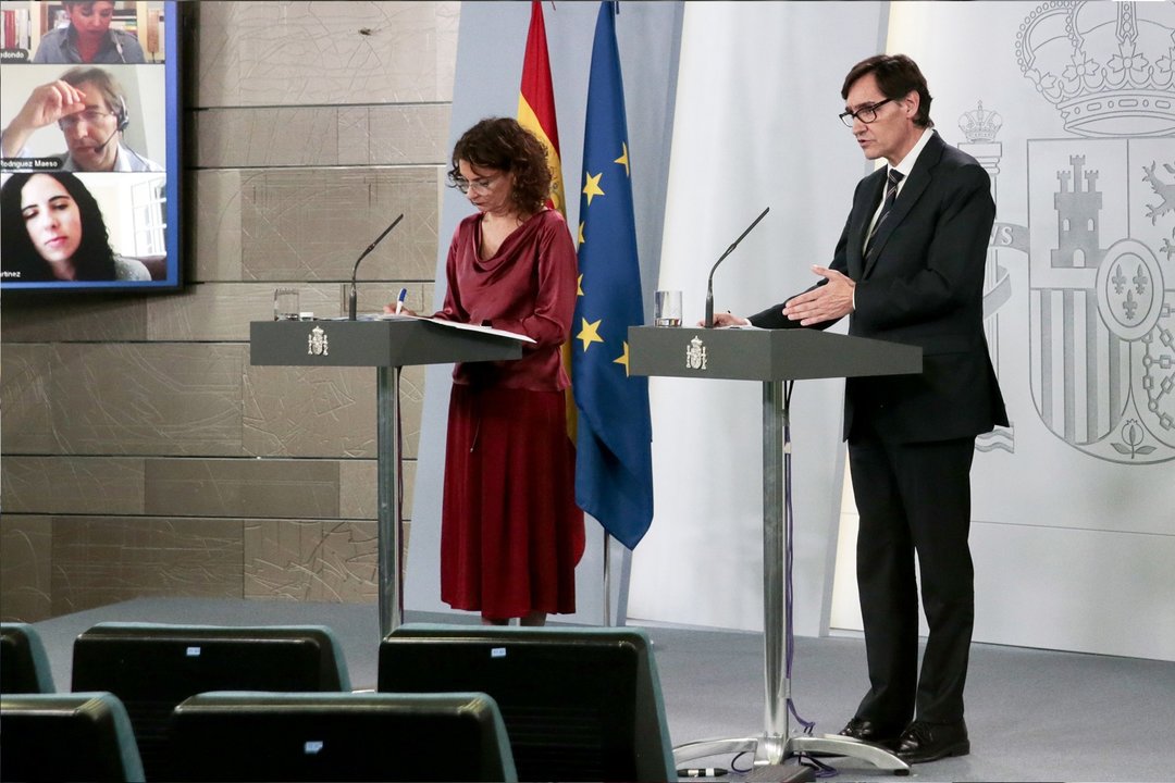 Consejo de Ministros extraordinario: María Jesús Monterio y Salvador Illa
La Moncloa, Madrid, viernes 10 de abril de 2020 (Foto: Pool la Moncloa)