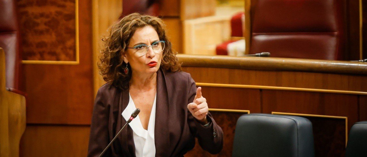 María Jesús Montero, en sesión de control al Gobierno en el Congreso.