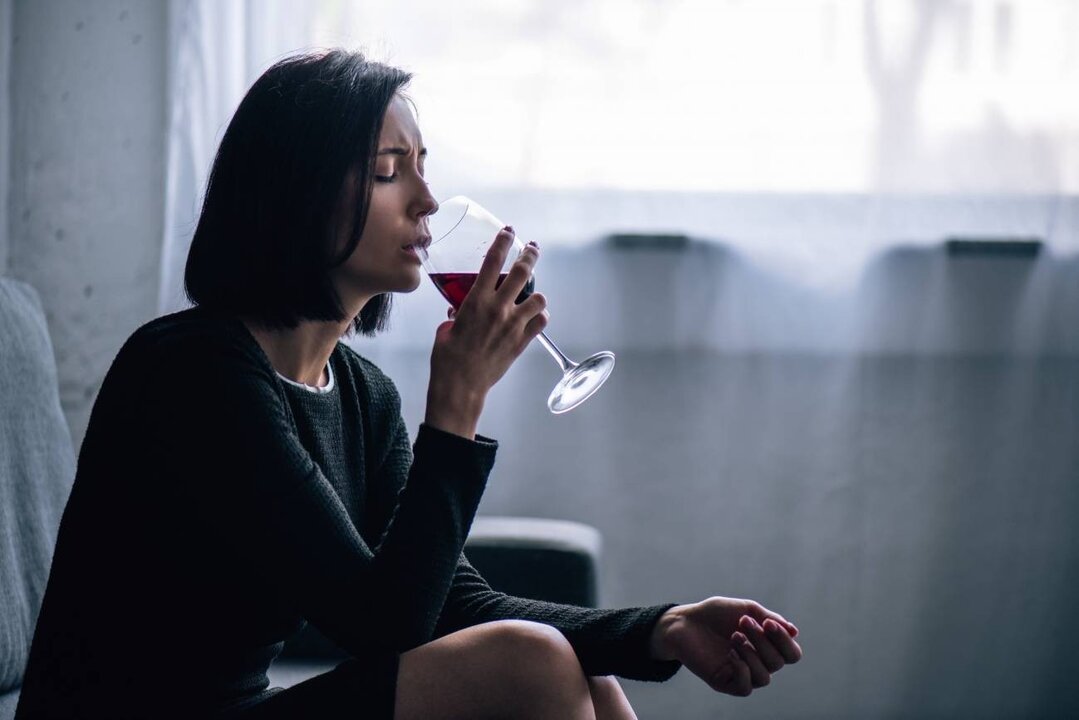 Adicciones-en-cuarentena-el-consumo-no-social-del-alcohol-se-destapa