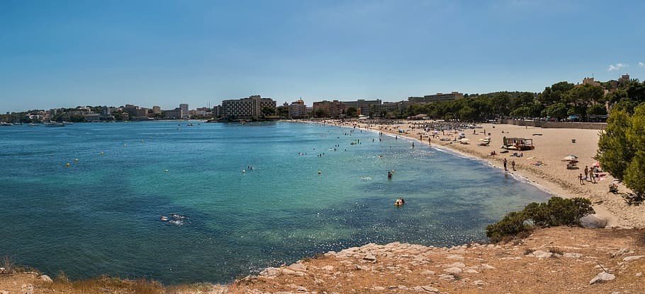 Imagen de archivo de la playa de Palmanova, de Palma de Mallorca.