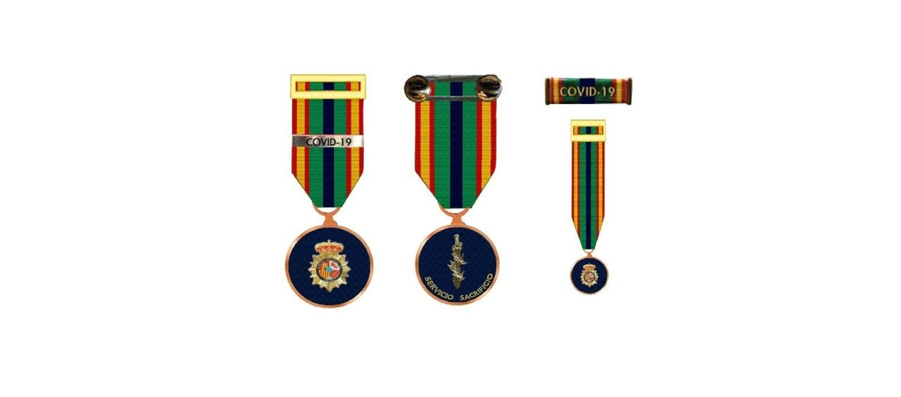 Propuesta de medalla para los policías nacionales.