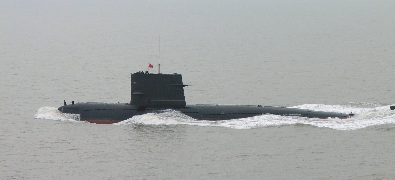 Submarino chino de la clase Song (Foto: SteKrueBe).