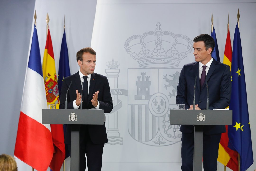 Macron se reúne con Sánchez en La Moncloa.