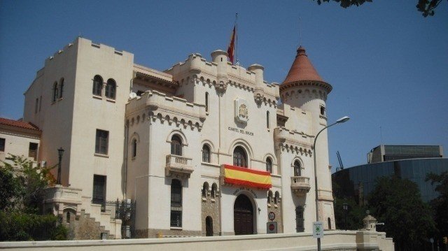 Fachada del cuartel de El Bruc en Barcelona.