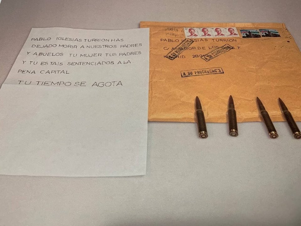 Carta con balas y amenazas enviada a Pablo Iglesias.