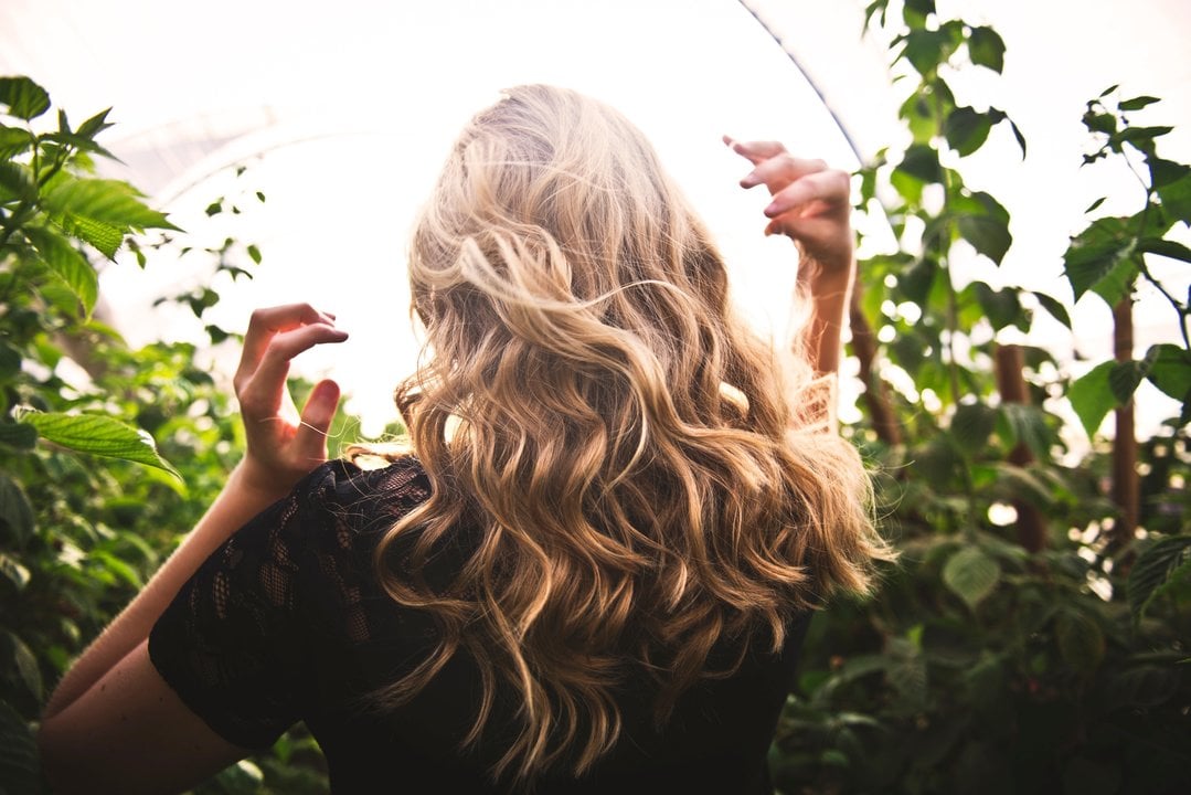 7 remedios caseros para cuidar el pelo rubio: Mantener el pelo perfecto para este verano.