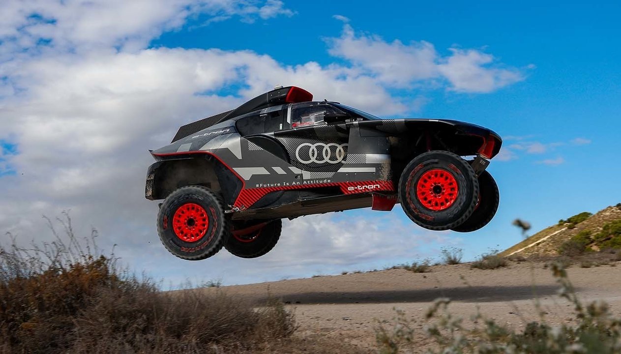 Audi RS Q e-tron en el Dakar Test Zaragoza