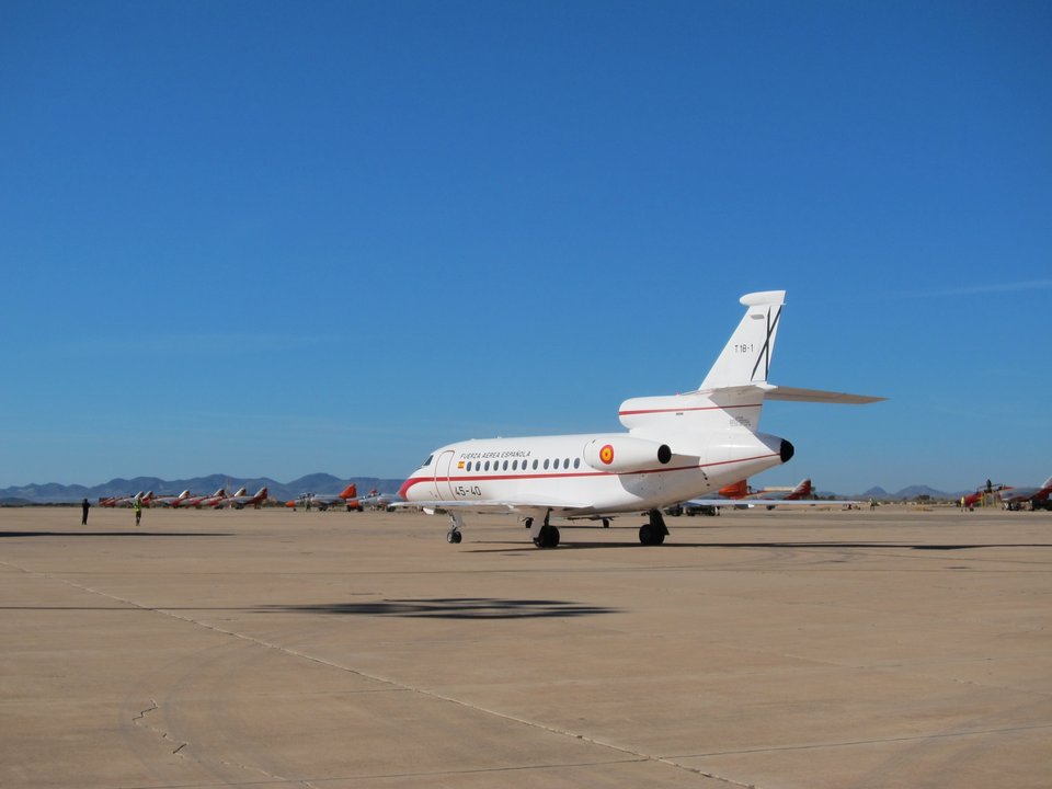 Avión Falcon 900 de la Fuerza Aérea Española en la base aérea de San Javier. Academia General del Aire (AGA)