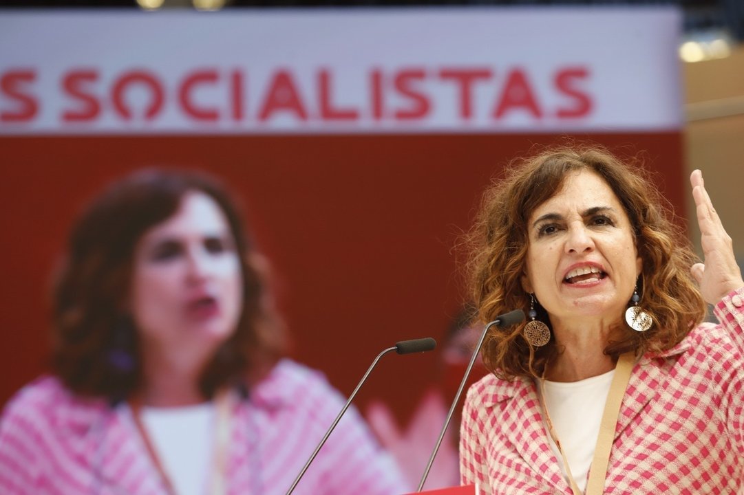 La ministra de Hacienda, María Jesús Montero, interviene en el 14 Congreso Regional del PSOE-A.