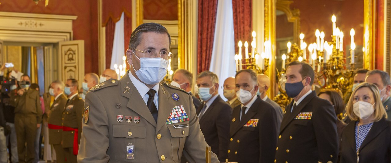 Toma de posesión de Amador Enseñat como Jefe de Estado Mayor del Ejército de Tierra (JEME) (Foto: Flickr Ejército de Tierra).