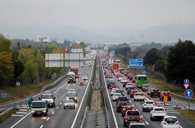 Tráfico en la carretera A-1, a la altura de Madrid