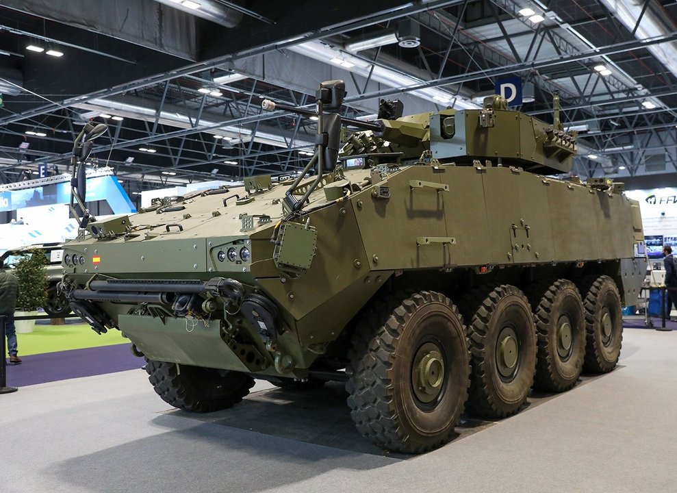 Tanque militar VCR 8x8 Dragón en la Feria Internacional de Defensa y Seguridad FEINDEF, en IFEMA, a 3 de noviembre de 2021, en Madrid, (España)