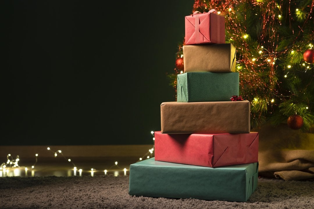 Ayudas económicas para que las familias puedan comprar regalos de Navidad.