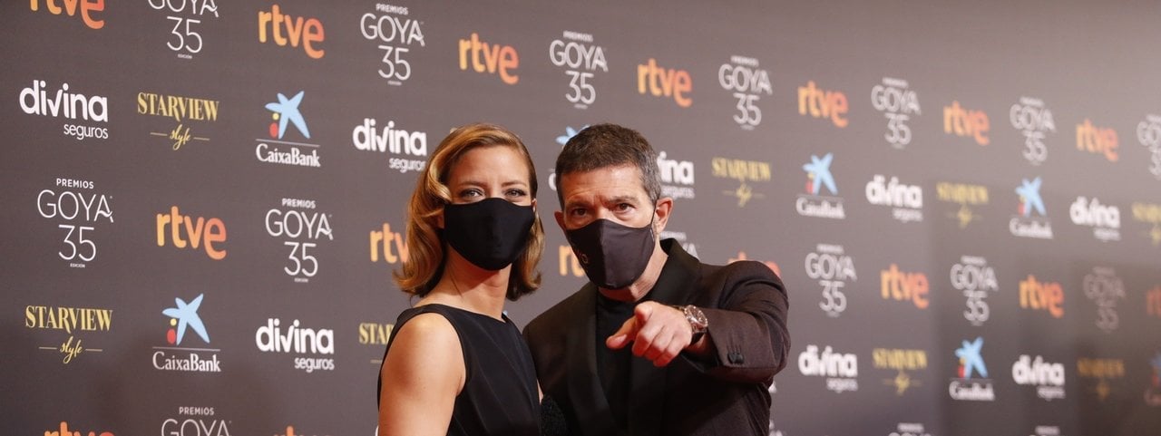 María Casado y Antonio Banderas, en una gala de los Premios Goya (Foto: Álex Zea / Europa Press).