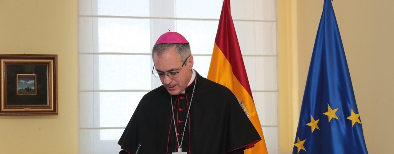 Jura de monseñor Juan Antonio Aznárez como arzobispo castrense (Foto: Iñaki Gómez / Ministerio de Defensa).