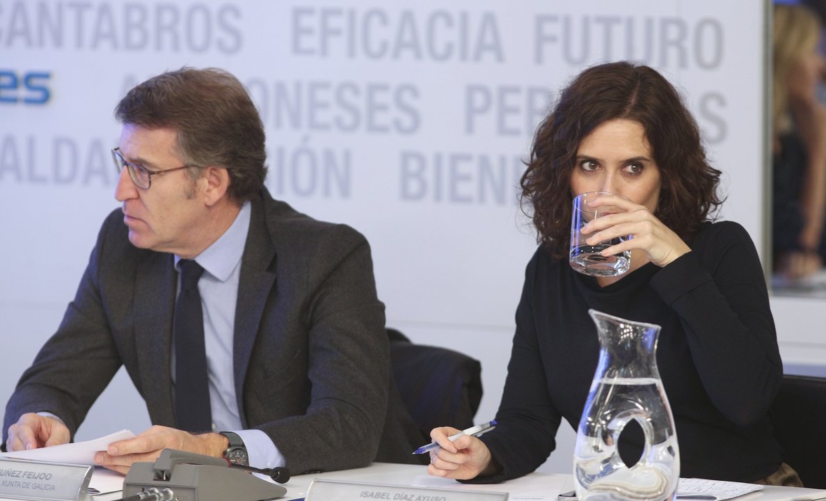 El presidente de la Xunta de Galicia, Alberto Núñez Feijóo y la presidenta de la Comunidad de Madrid, Isabel Díaz Ayuso.