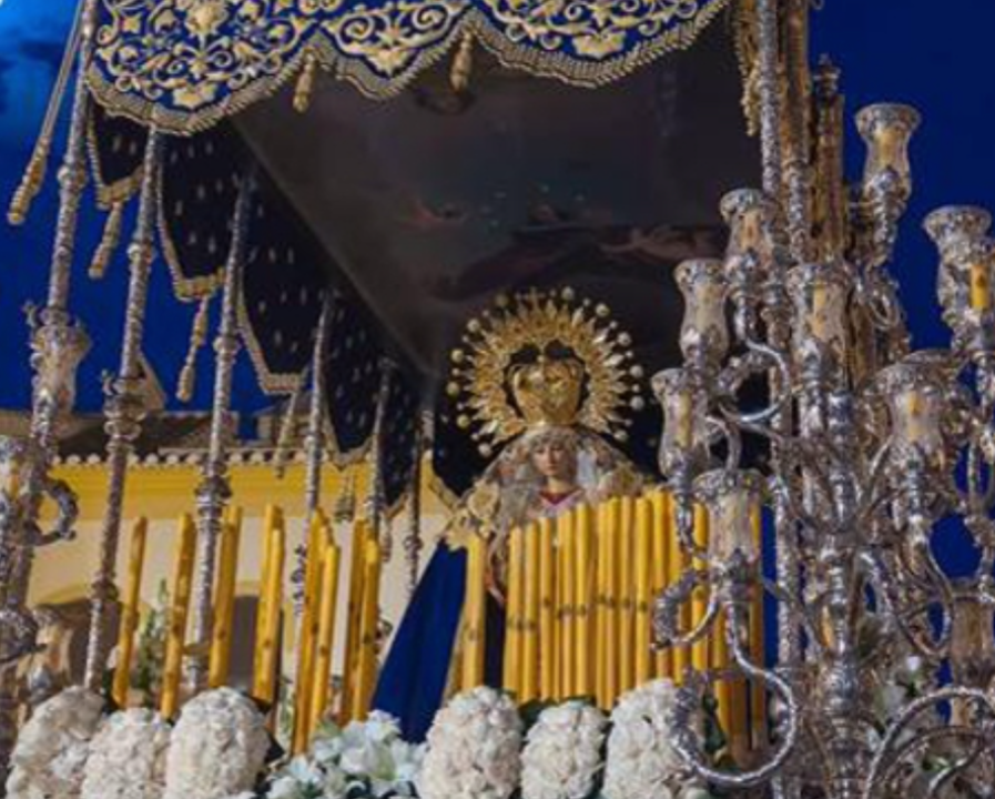 La Virgen de la Cofradía del Huerto y los Desamparados de Vélez.