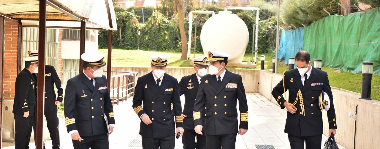El AJEMA y otros altos mandos de la Armada (Foto: Flickr Armada).