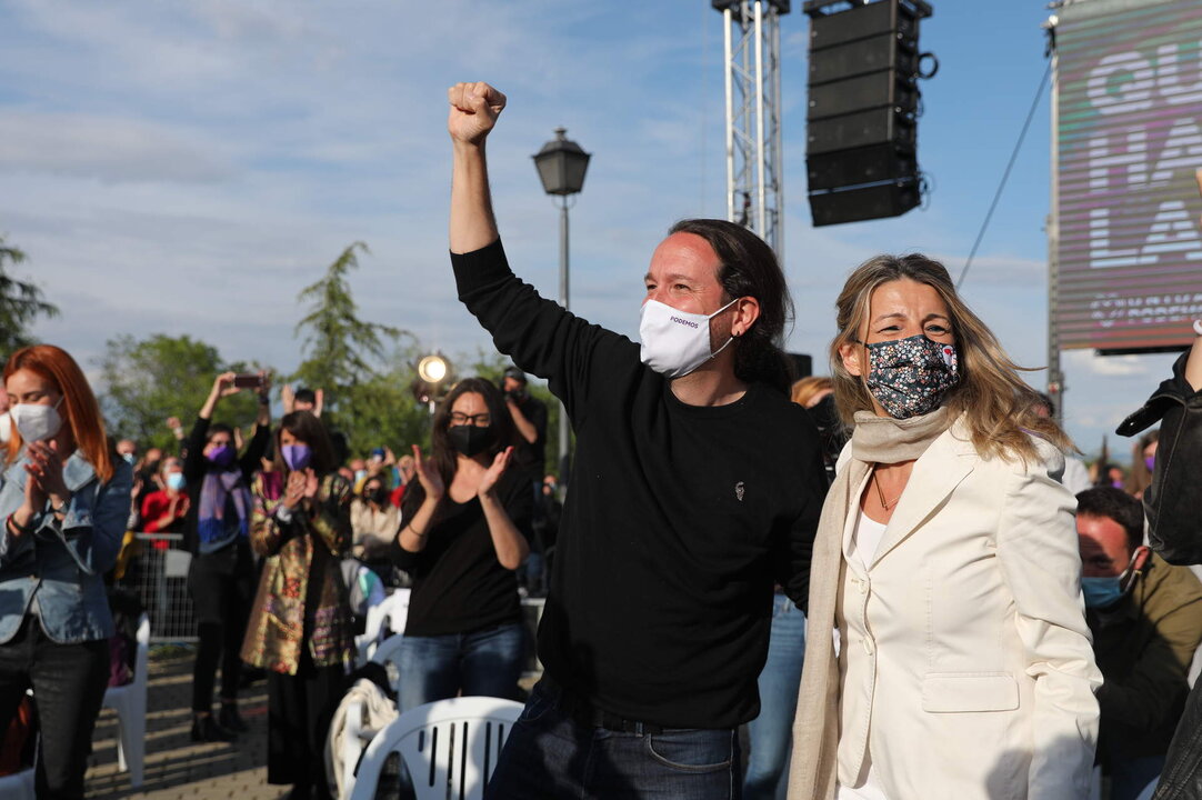 Pablo Iglesias y Yolanda D&iacute;az.