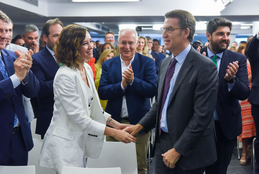 La presidenta de la Comunidad de Madrid, Isabel Díaz Ayuso y el presidente del Partido Popular, Alberto Núñez Feijóo.