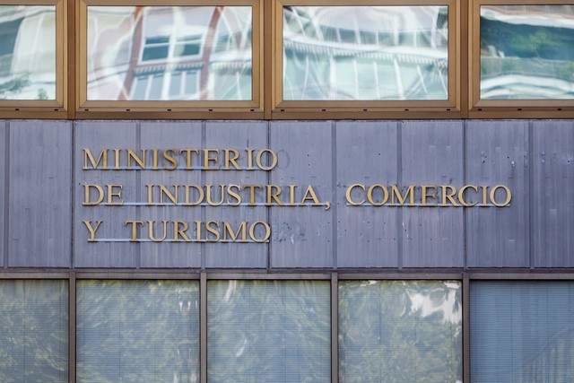 Fachada de la sede del Ministerio de Industria, Comercio y Turismo, en Paseo de la Castellana