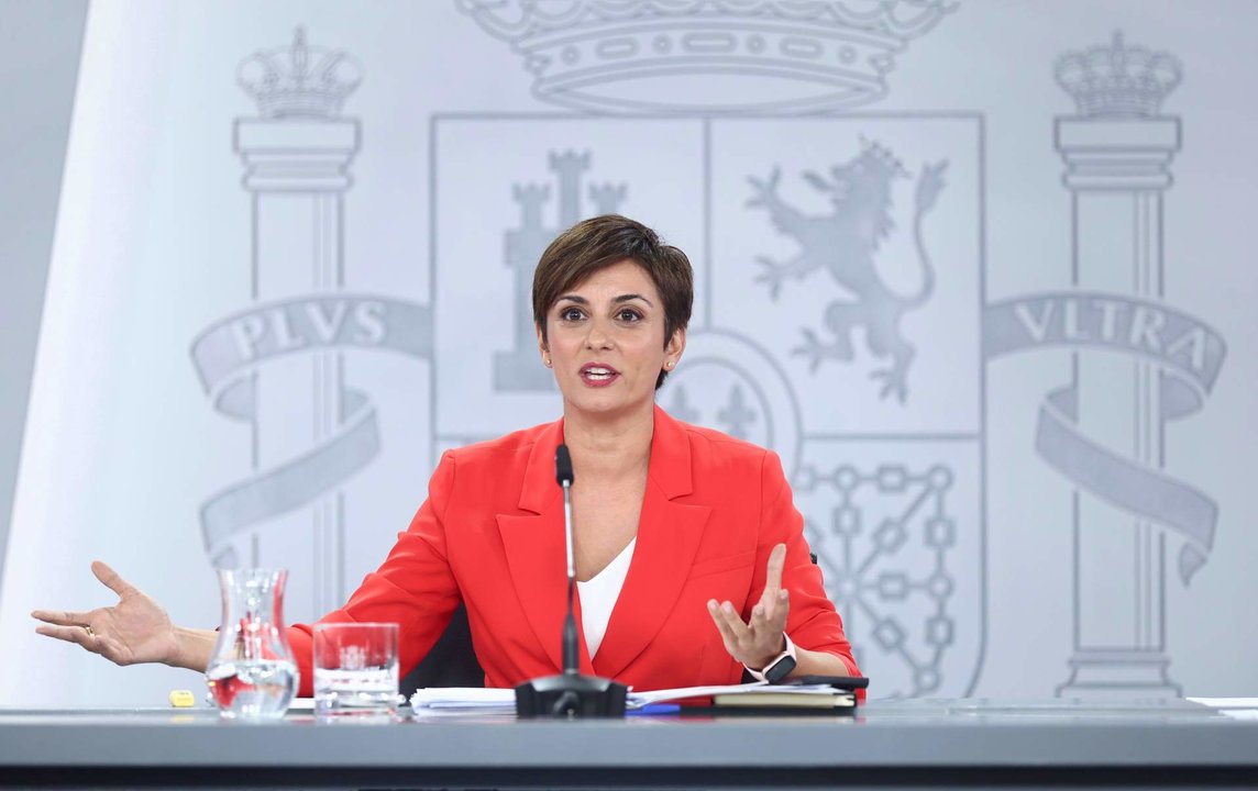 La ministra Portavoz, Isabel Rodríguez, en la rueda de prensa posterior al Consejo de Ministros.