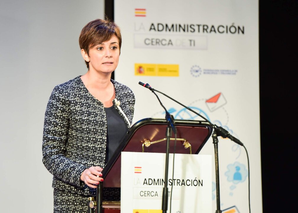 La ministra de Pol&iacute;tica Territorial y portavoz del Gobierno de Espa&ntilde;a, Isabel Rodr&iacute;guez, en Jadraque.