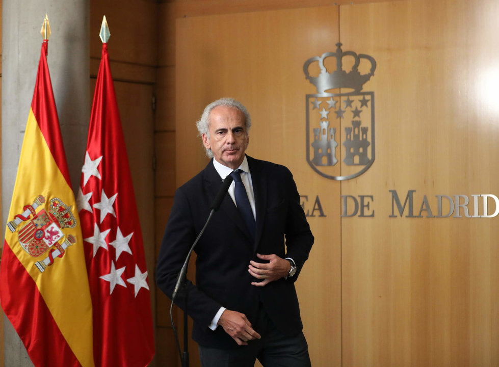 El consejero de Sanidad de la Comunidad de Madrid, Enrique Ruiz Escudero, en una sesión plenaria en la Asamblea de Madrid, a 10 de noviembre de 2022, en Madrid (España).