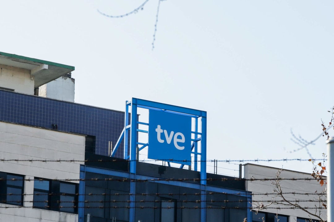 Logotipo de Televisión Española en la sede de RTVE en Prado del Rey.