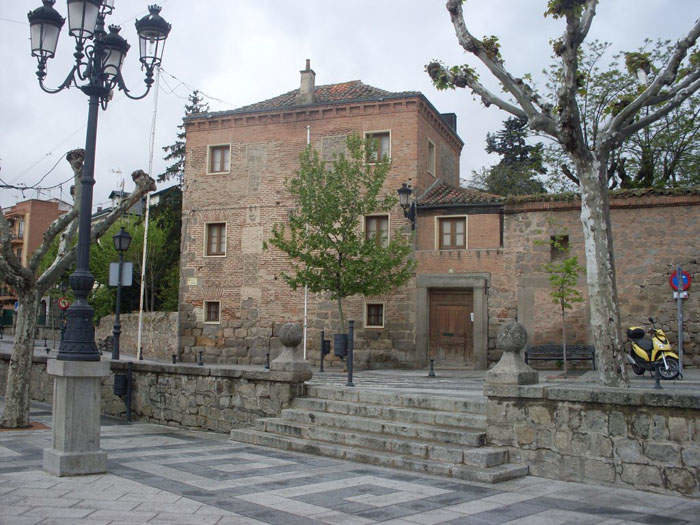 La Iglesia de San Bernabé. Fuente | Central de reservas sierra de Guadarrama.