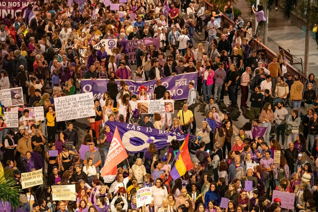 Manifestación por el Día de la Mujer, en Las Palmas de Gran Canaria (Foto: Europa Press).