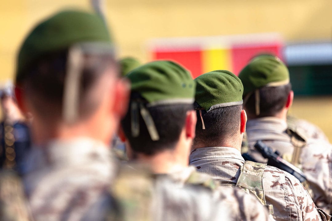 Militares con la boina verde de la Fuerza de Guerra Naval Especial (Foto: Flickr Armada).