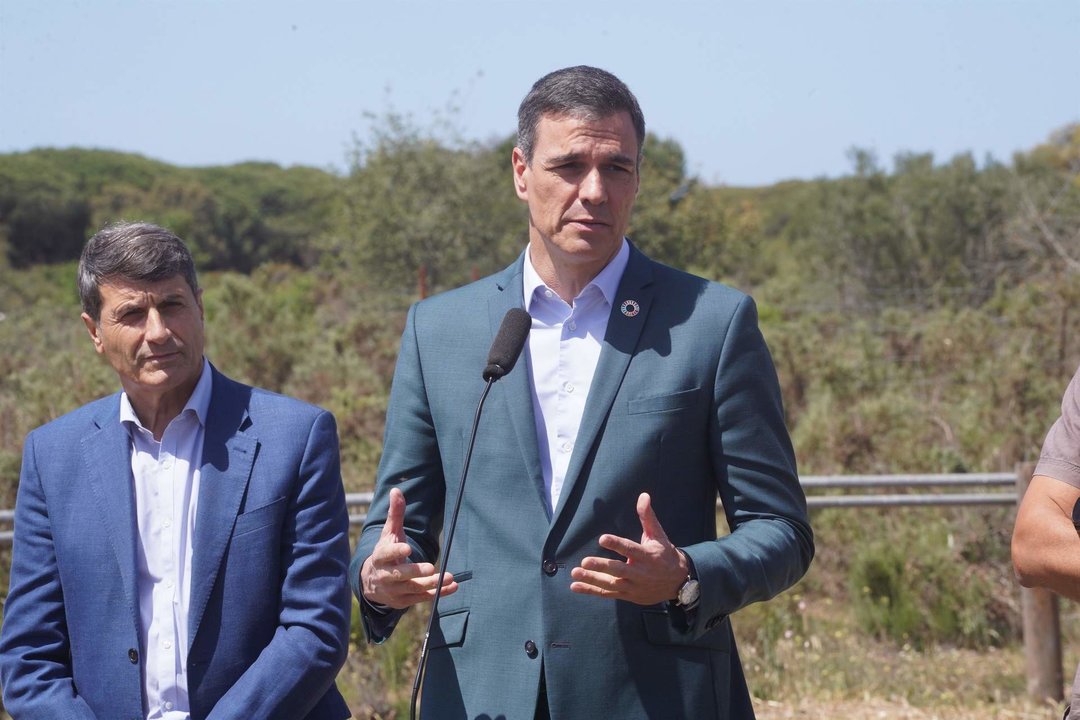 El presidente del Gobierno, Pedro Sánchez, en su visita a la Estación Biológica de Doñana.