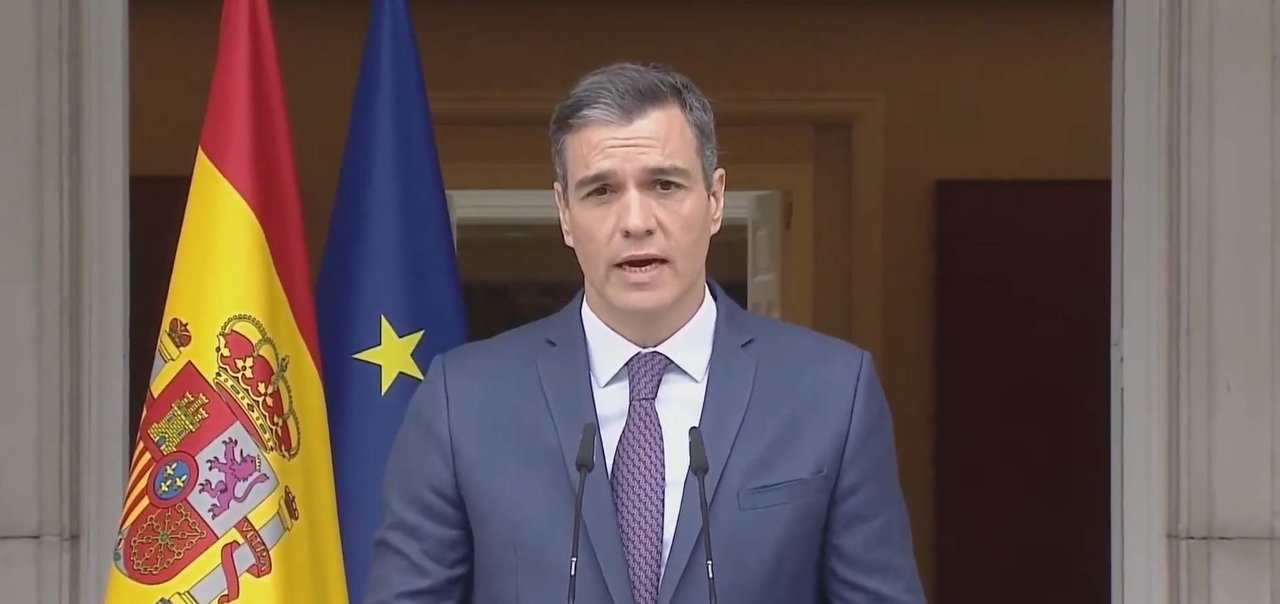 Pedro Sánchez comparece en La Moncloa para anunciar la convocatoria anticipada de elecciones generales.