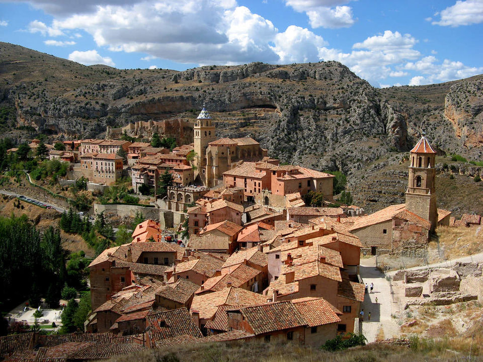 Pueblos con más encanto: Visita Albarracín en Teruel.