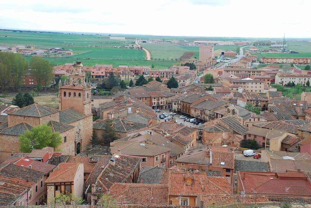 Pueblos con más encanto: Visita Ayllón en Segovia.