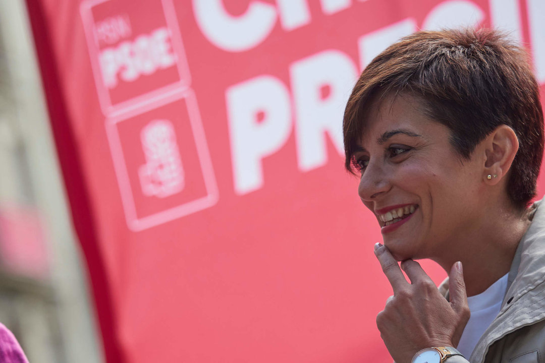 La ministra de Política Territorial y portavoz del Gobierno de España, Isabel Rodríguez, durante un acto de campaña del PSN PSOE, a 21 de mayo de 2023, en Pamplona, Navarra.