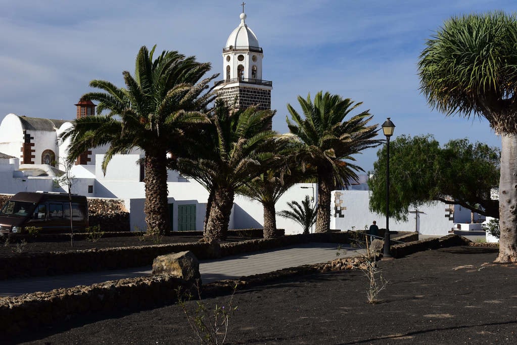 Pueblos con más encanto: Viaja a Teguise en Lanzarote.