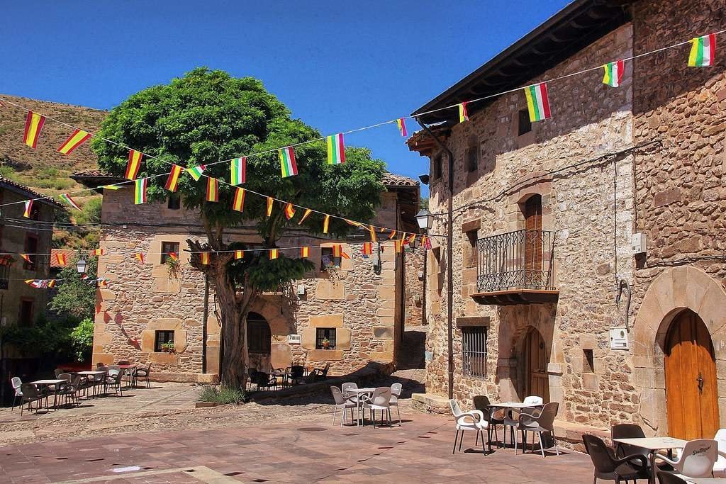 Pueblos con más encanto: Viaja a Viniegra de Arriba en La Rioja.