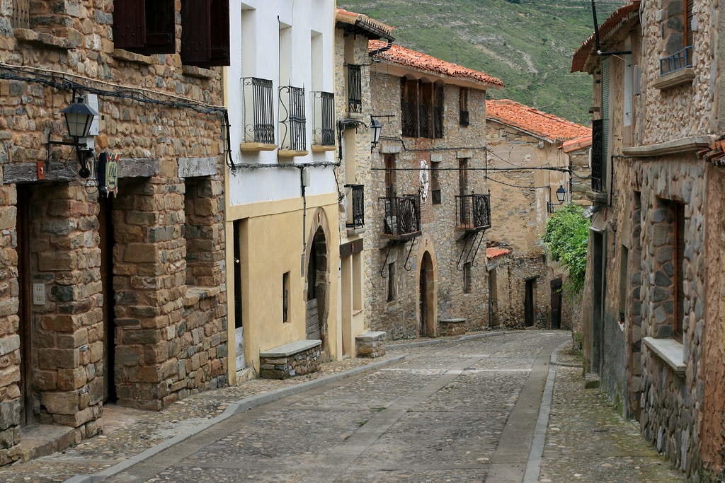 Pueblos con más encanto: Viaja a Yanguas en Soria.