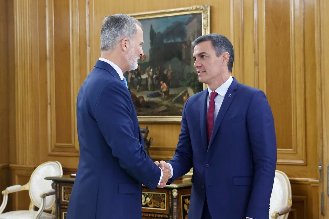 El Rey Felipe Vi recibe al secretario general del PSOE y presidente en funciones, Pedro Sánchez, en el Palacio de la Zarzuela.